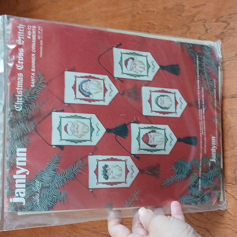 Janlynn Christmas Cross Stitch Sanra Banner Ornaments New Kit #40-72 Vintage